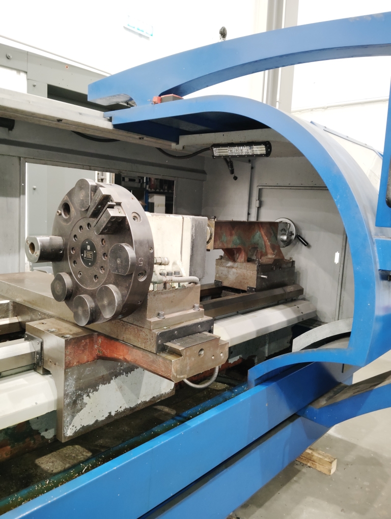 Tour CNC, modèle CHEVALIER FCL-2680